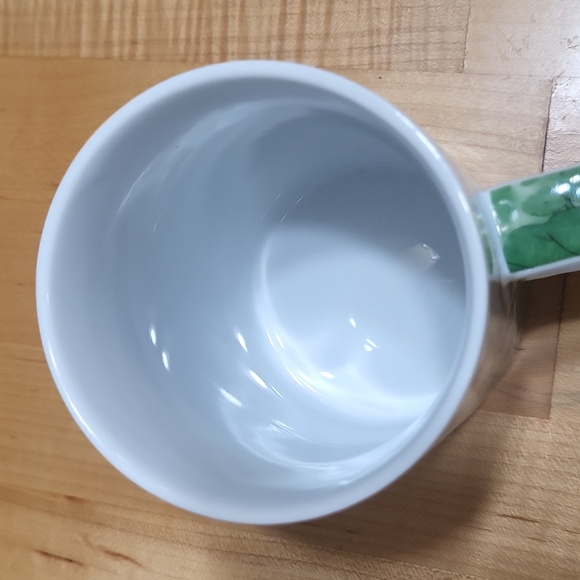 Chang's White Jade Porcelain Geisha Mug - Picture 5 of 9